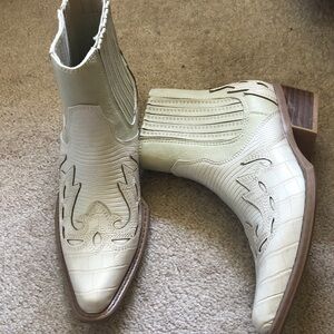 Coconuts by Matisse Cream Croc-Embossed Western Ankle Boots
